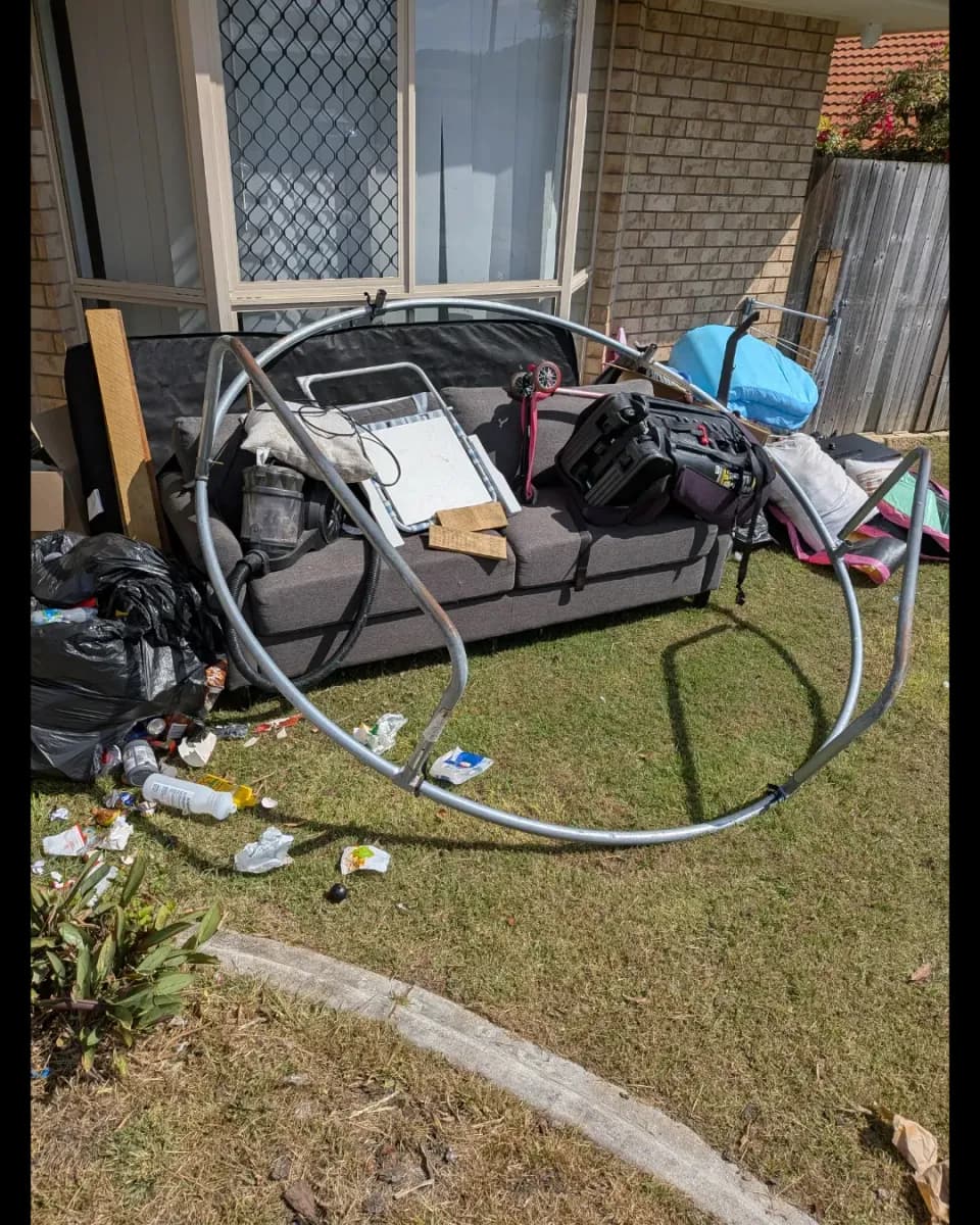 Bin Chicken Recycling work 7